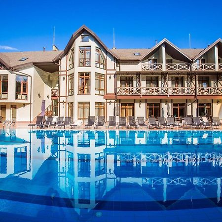 Georg Park Hotel Tarashany Exterior foto