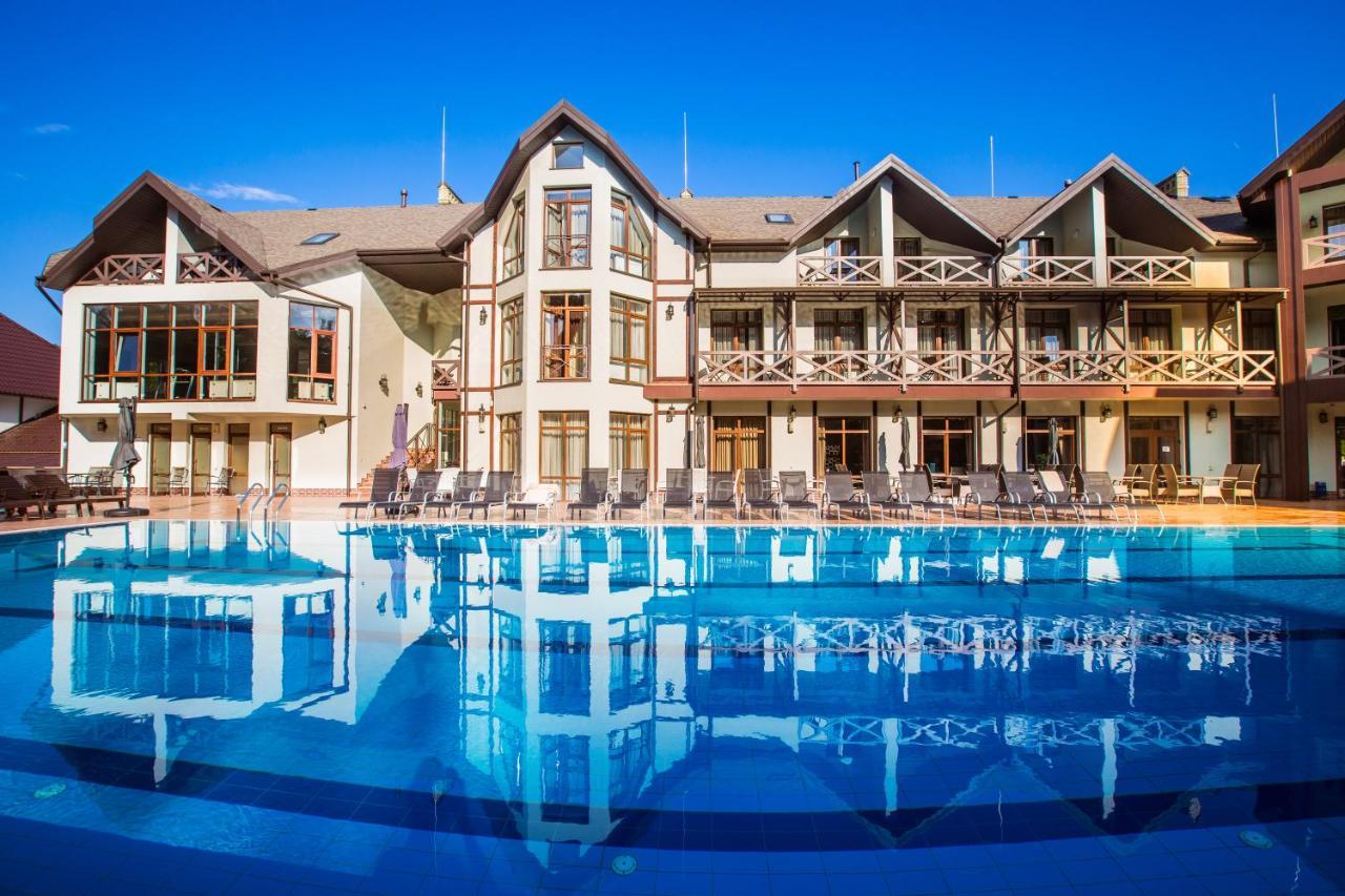 Georg Park Hotel Tarashany Exterior foto
